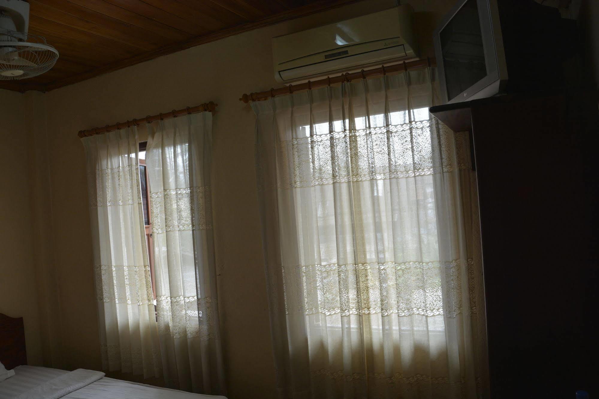 Silikhane Guesthouse لوانغ برابانغ المظهر الخارجي الصورة