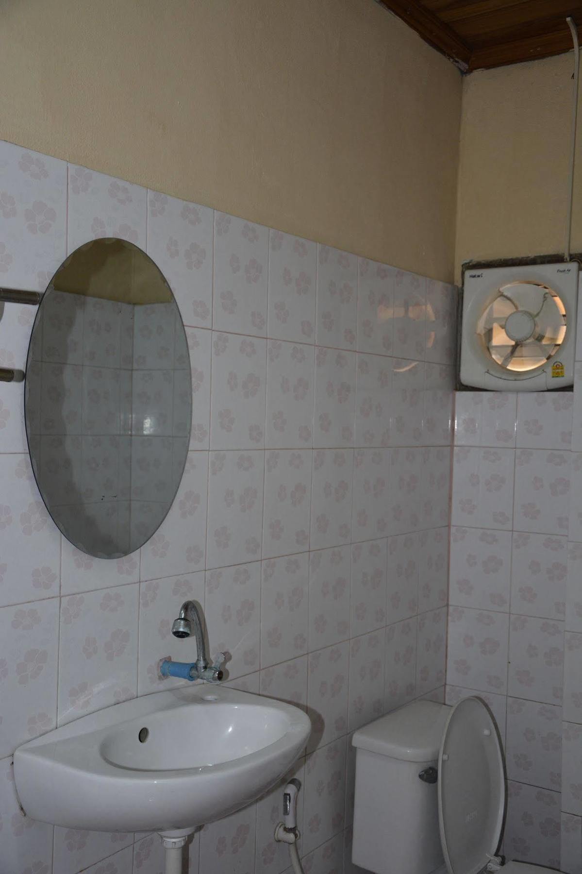 Silikhane Guesthouse لوانغ برابانغ المظهر الخارجي الصورة