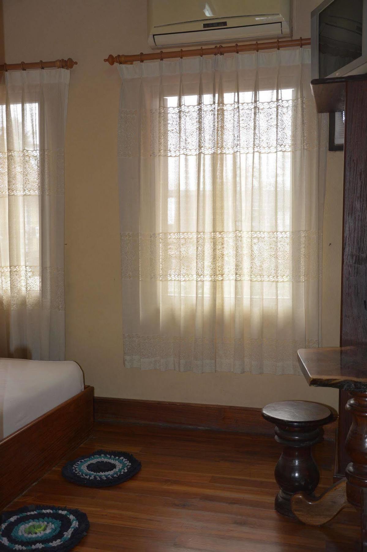 Silikhane Guesthouse لوانغ برابانغ المظهر الخارجي الصورة