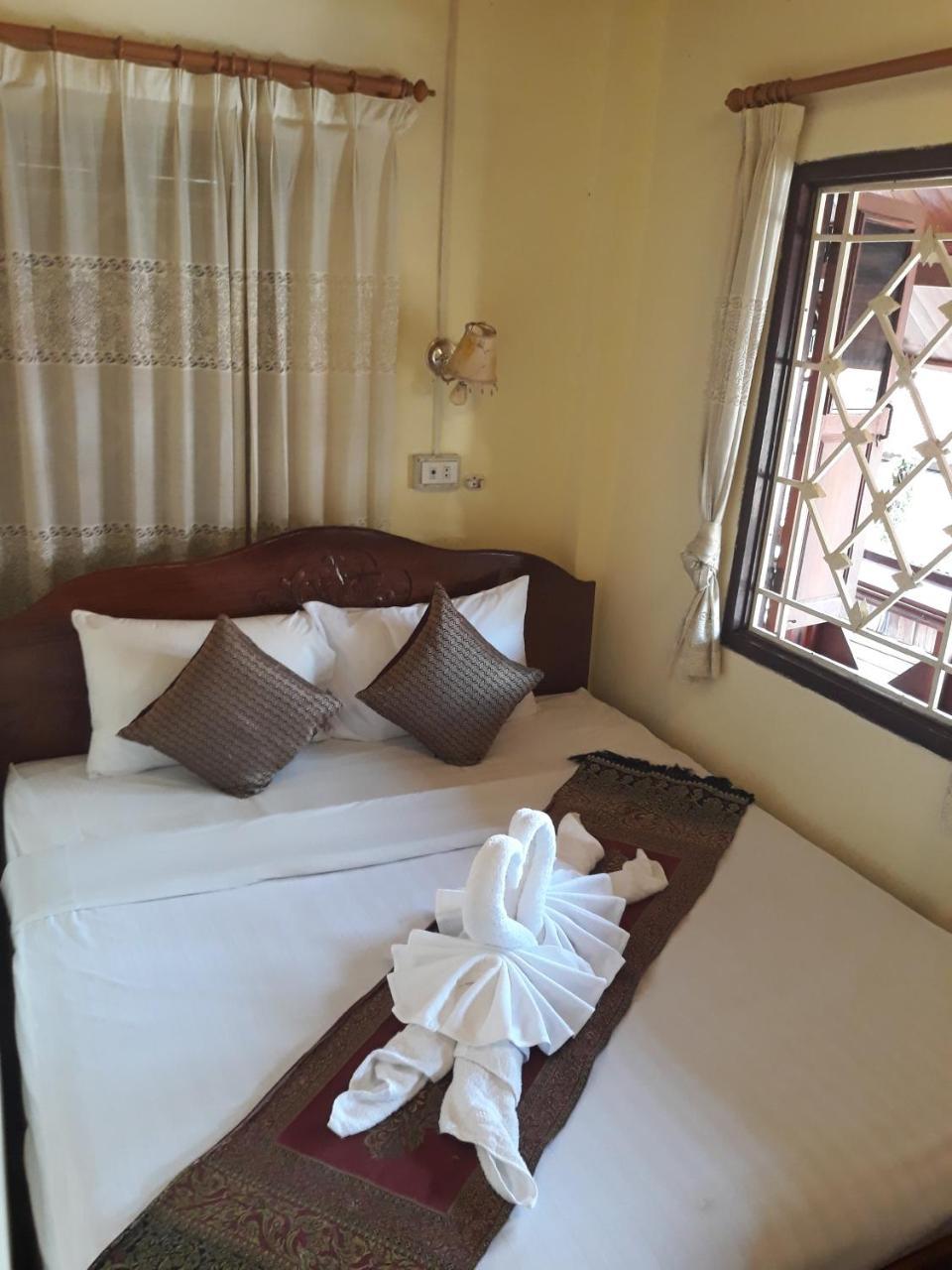 Silikhane Guesthouse لوانغ برابانغ المظهر الخارجي الصورة