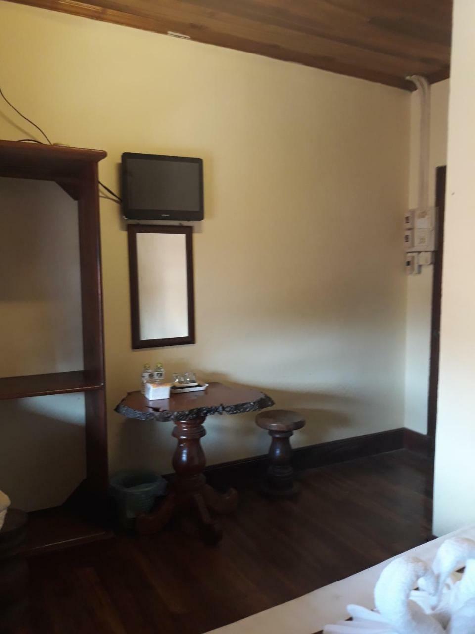Silikhane Guesthouse لوانغ برابانغ المظهر الخارجي الصورة