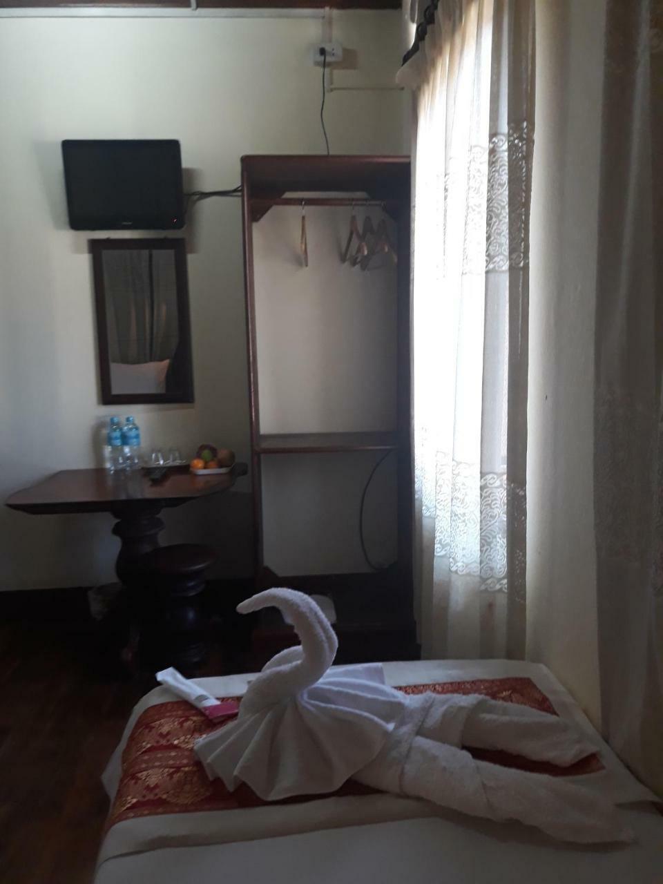 Silikhane Guesthouse لوانغ برابانغ المظهر الخارجي الصورة