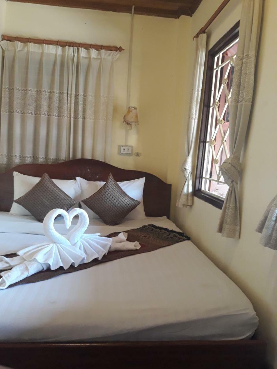 Silikhane Guesthouse لوانغ برابانغ المظهر الخارجي الصورة